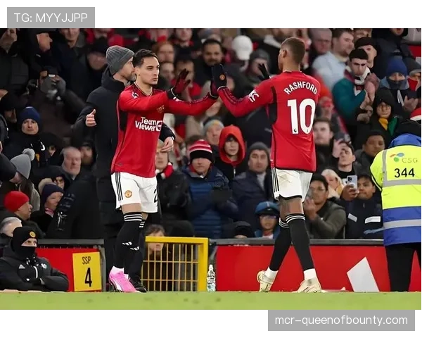 曼联作客古迪逊公园,红魔力争客场连胜冲击欧冠区